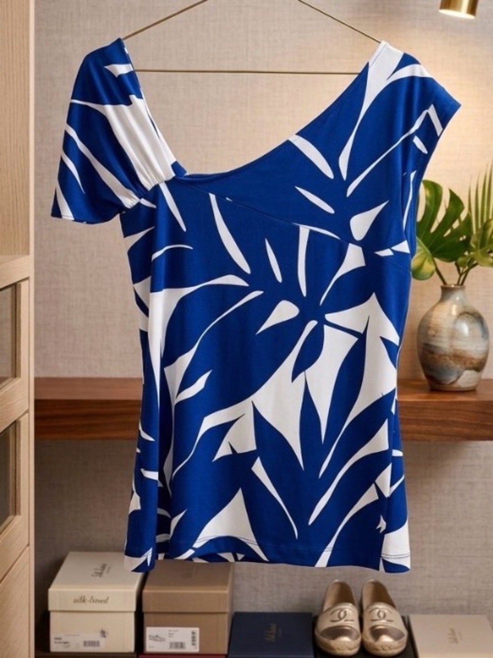 Banana Republic Blue & White Tropical-Print Asymmetric Neck Tunic